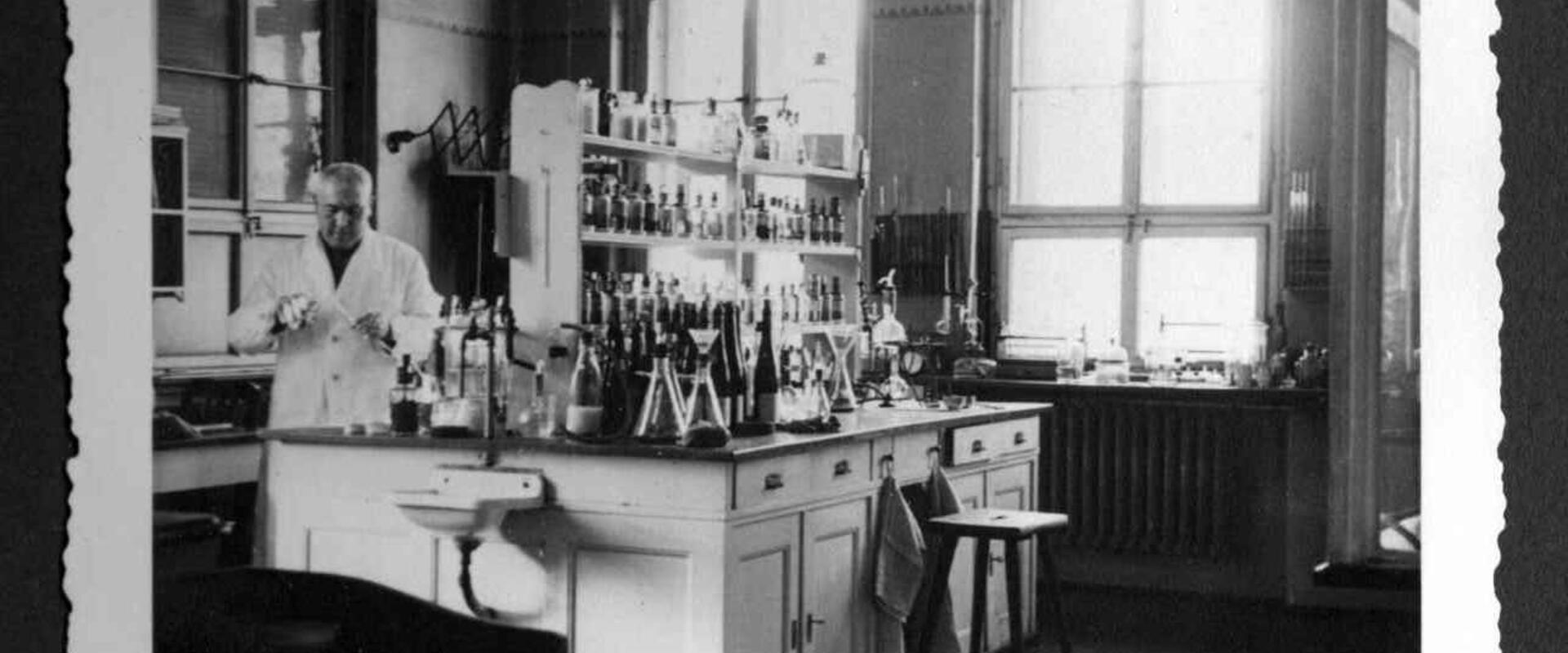 Historisches Laborfoto